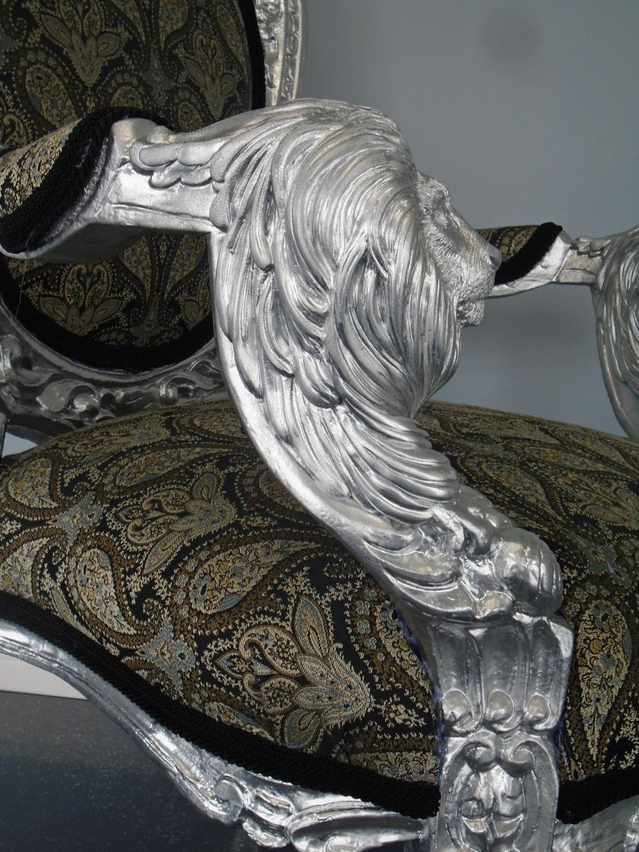 chaise rococo antique, détail tête de lion